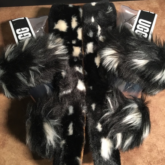 UGG NIB AUTHENTIC OH YEAH SPOTS BLACK & WHITE SLIPPERS - Picture 11 of 16